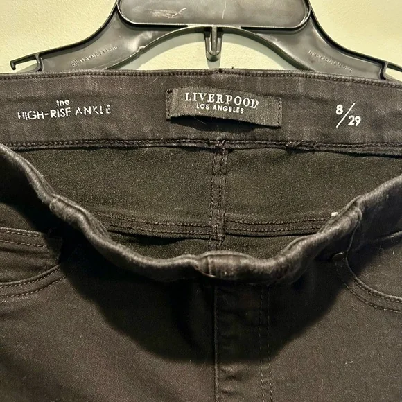 Liverpool Chloe High Rise Ankle Skinny in Black Rinse 8 - Picture 2 of 3